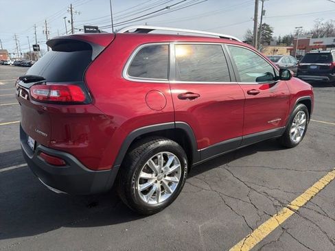 Used 2016 Jeep Cherokee Limited image 6