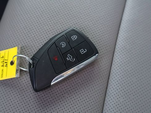 Used 2025 GMC Sierra 2500 SLT w/ Texas SLT Premium Package image 40