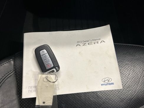 Used 2013 Hyundai Azera w/ Technology Pkg image 27