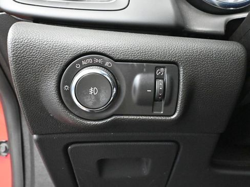 Used 2019 Buick Cascada Sport Touring w/ Dark Effects Package image 32