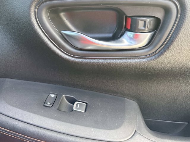 Used 2024 Honda HR-V Sport image 14