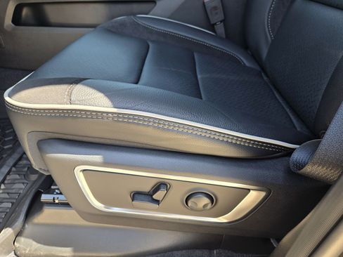 New 2026 RAM 1500 Laramie image 19