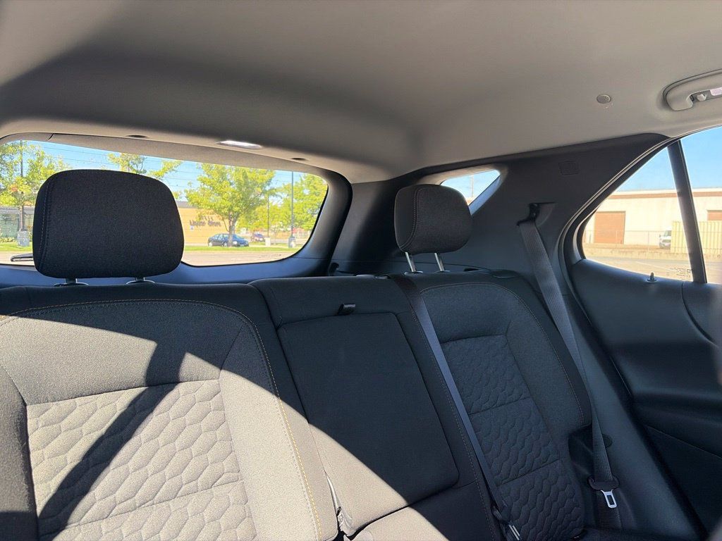 Used 2020 Chevrolet Equinox LT AWD/4WD image 31