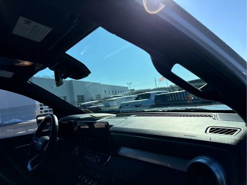 Certified 2023 Chevrolet Colorado LT w/ LT Convenience Package III image 27