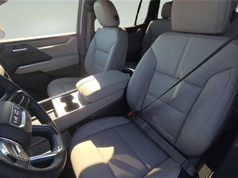 New 2026 GMC Acadia Elevation w/ Black Edition image 21