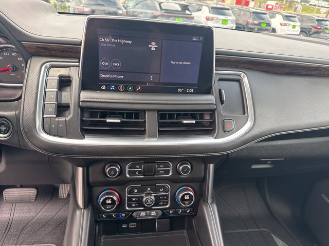 Used 2021 Chevrolet Tahoe Premier w/ Premium Package AWD/4WD image 17