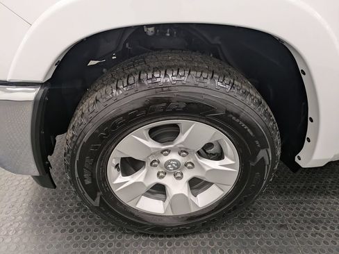 Used 2025 RAM 1500 Big Horn AWD/4WD image 7