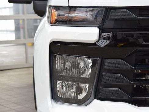New 2026 Chevrolet Silverado 3500 W/T w/ Snow Plow Prep Package AWD/4WD image 6