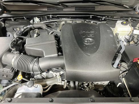 Certified 2021 Toyota Tacoma TRD Off-Road w/ TRD Premium Off Road Package AWD/4WD image 27