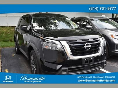 Used 2024 Nissan Pathfinder S