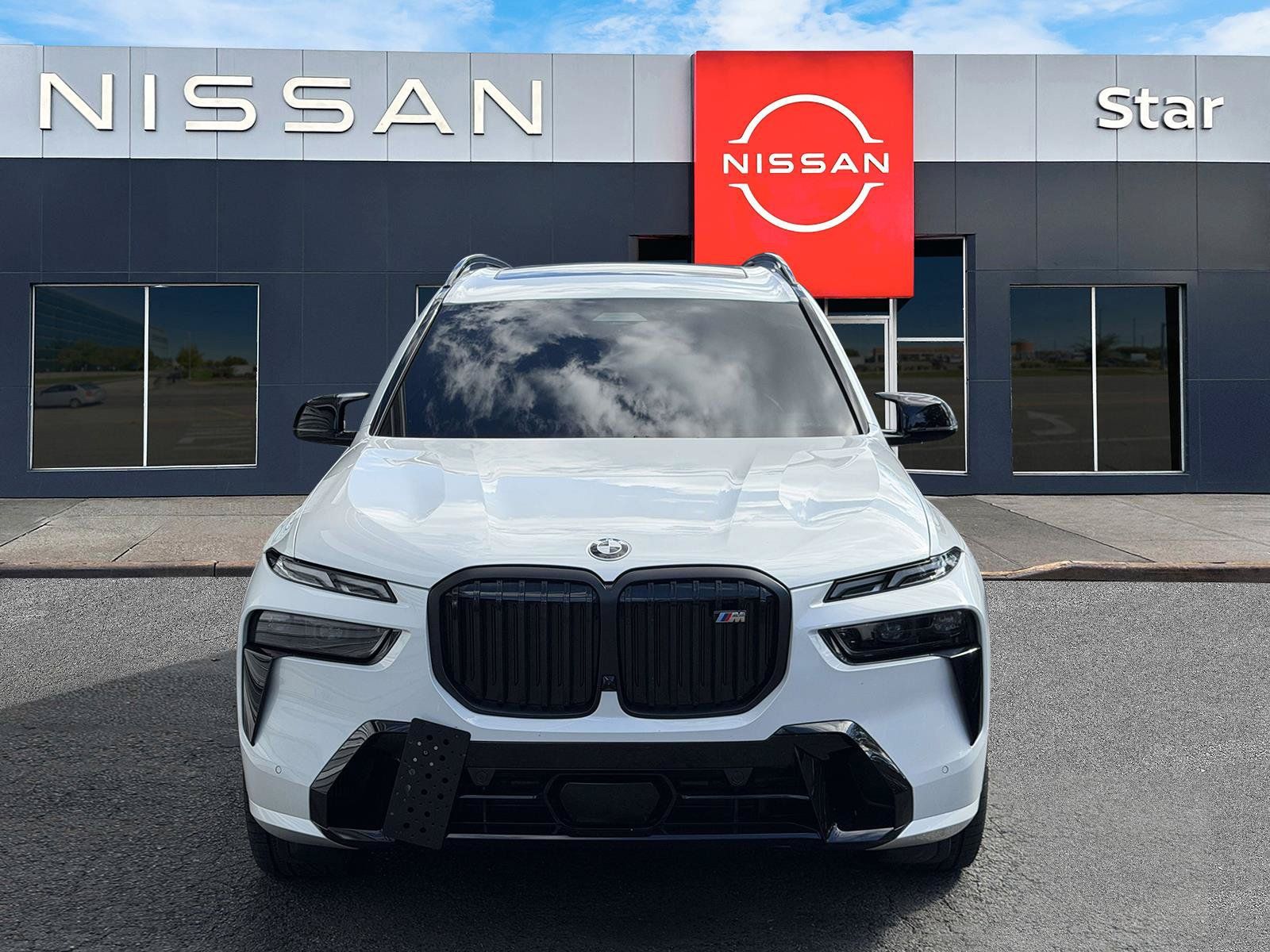 Used 2026 BMW X7 M60i AWD/4WD image 2