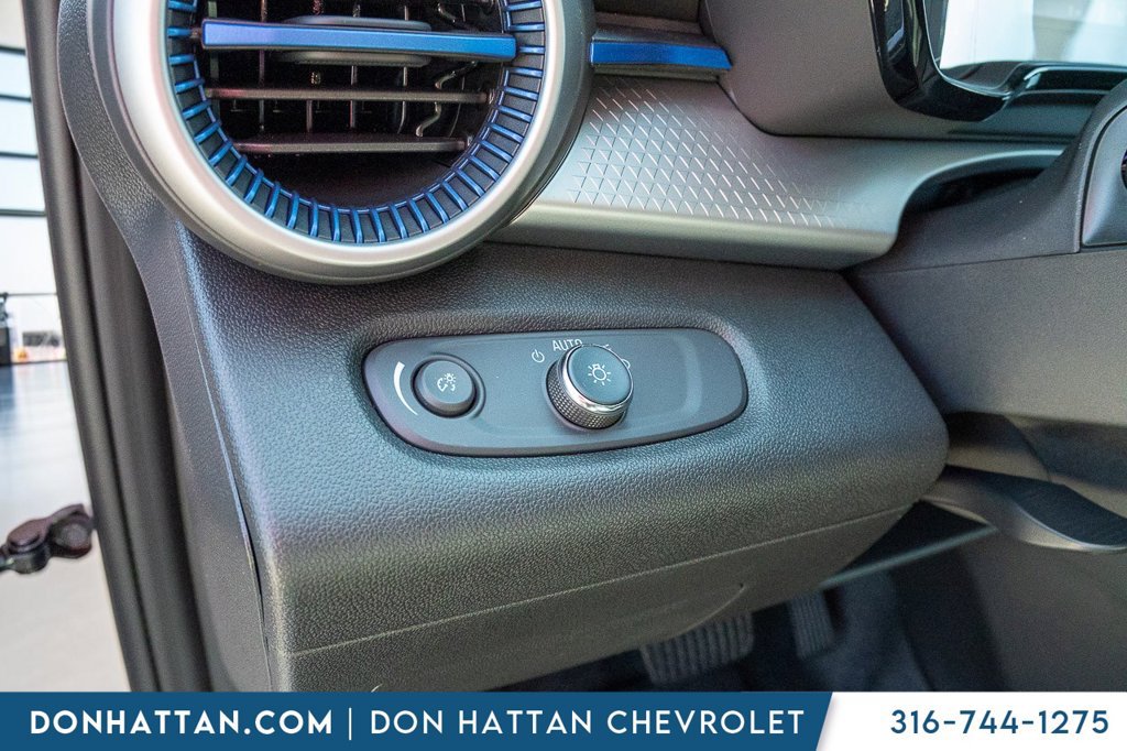 New 2026 Chevrolet Trax LS FWD image 18