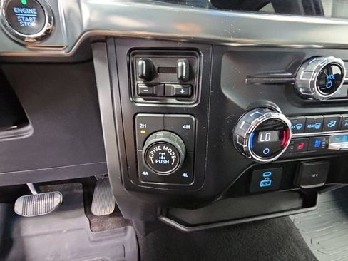 Used 2021 Ford F150 Lariat w/ Trailer Tow Package AWD/4WD image 21
