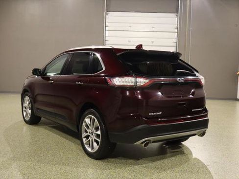 Used 2017 Ford Edge Titanium w/ Technology Package FWD image 7