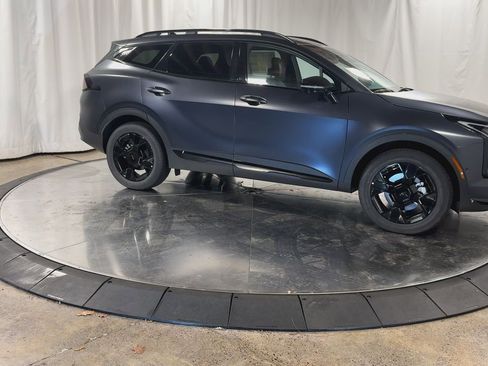 New 2026 Kia Sportage X-Line w/ X-Line Technology Package image 2