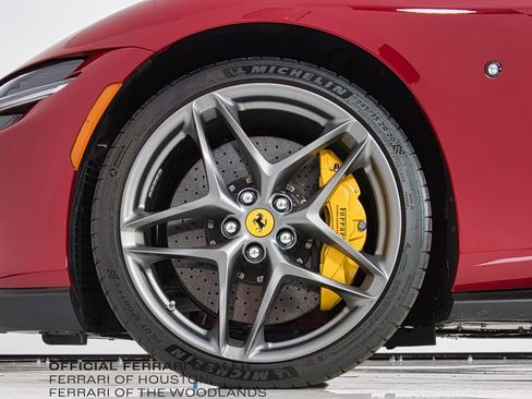 Used 2023 Ferrari Roma image 17