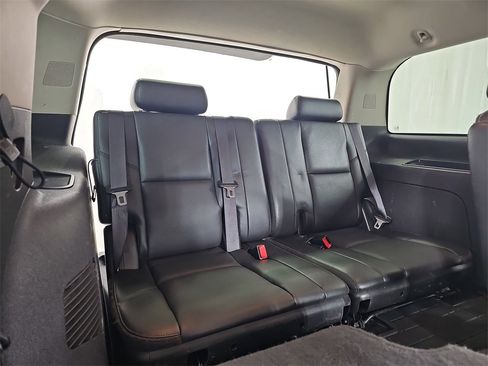 Used 2010 Chevrolet Tahoe LTZ image 15