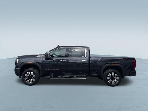 New 2026 GMC Sierra 2500 Denali w/ Denali Reserve Package AWD/4WD image 5