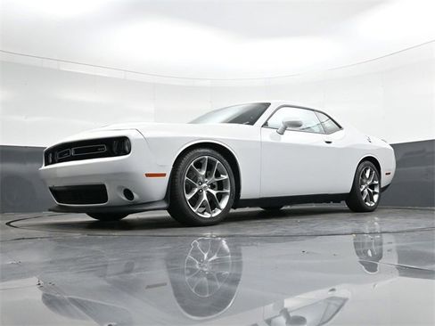 Used 2023 Dodge Challenger GT image 29