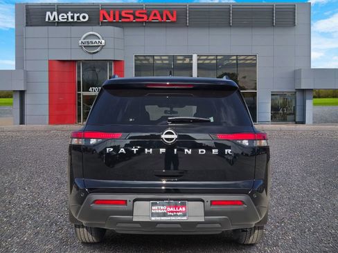 New 2025 Nissan Pathfinder SV w/ Cargo Package image 5