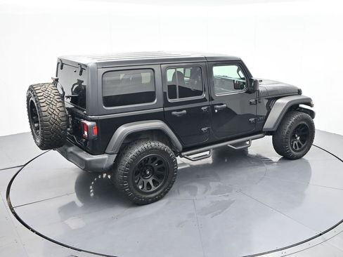 Used 2021 Jeep Wrangler Unlimited Sport image 29