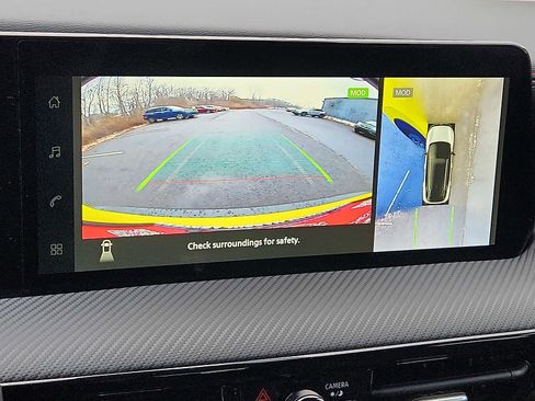 New 2026 Nissan Kicks SR w/ Cold Weather Package image 17