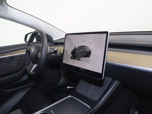 Used 2023 Tesla Model 3 Standard Range RWD image 38