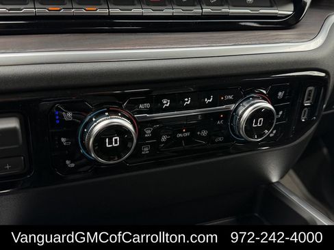 New 2026 GMC Sierra 1500 SLT AWD/4WD image 16