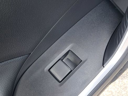 Used 2024 Toyota RAV4 LE AWD/4WD image 19