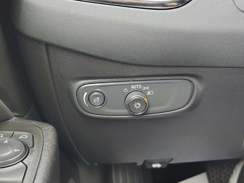 Certified 2024 Chevrolet Equinox LT AWD/4WD image 25