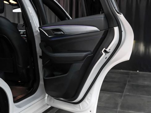 Used 2019 BMW X4 M40i w/ Executive Package image 39