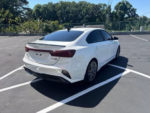 Used 2024 Kia Forte GT-Line w/ GT-Line Premium Package FWD image 5