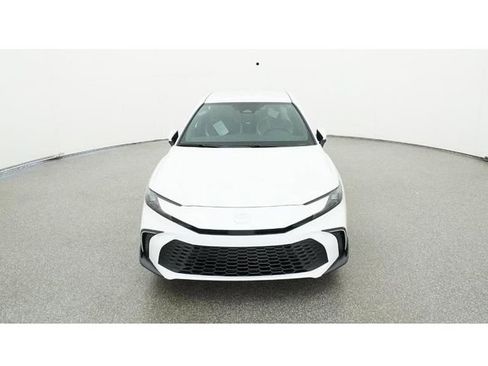 New 2026 Toyota Camry SE image 15