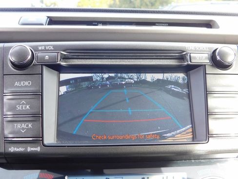 Used 2013 Toyota RAV4 XLE AWD/4WD image 13
