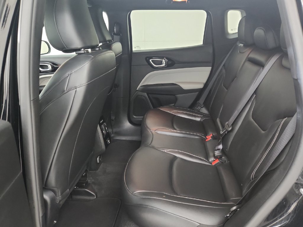 Certified 2026 Jeep Compass Limited AWD/4WD image 33