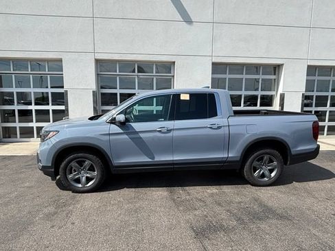 Used 2023 Honda Ridgeline RTL-E image 3