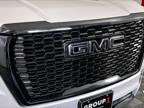 Certified 2023 GMC Yukon Denali Ultimate image 28