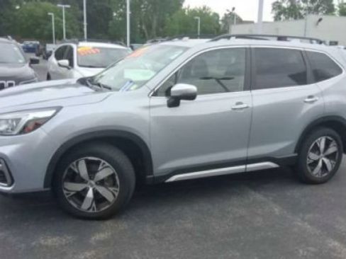 Used 2019 Subaru Forester Touring AWD/4WD image 8