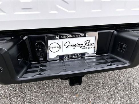 Certified 2024 Nissan Frontier SV w/ SV Convenience Package image 21