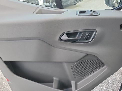 New 2026 Ford Transit 250 148 Medium Roof w/ Load Area Protection Package RWD image 21