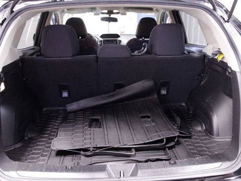 Used 2018 Subaru Crosstrek 2.0i Premium w/ Eyesight System image 20