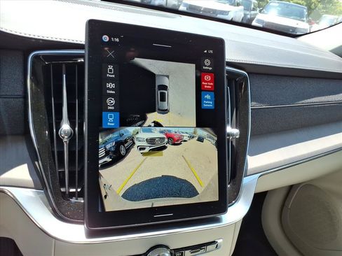 Certified 2026 Volvo XC90 B6 Ultra w/ Protection Package Premier AWD/4WD image 20