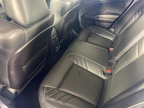 Used 2019 Dodge Charger SRT Hellcat w/ Harman/Kardon Audio Group image 16