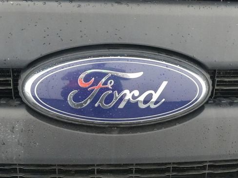 Used 2016 Ford F250 XL w/ XL Appearance Package AWD/4WD image 14
