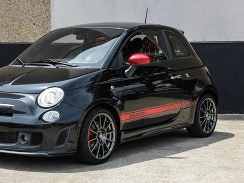 Used 2013 FIAT 500 Abarth w/ Comfort/Convenience Group FWD image 6