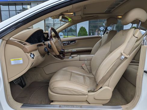 Used 2013 Mercedes-Benz CL 550 4MATIC image 13