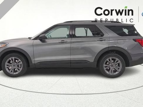 New 2026 Ford Explorer Active w/ Active Comfort Package AWD/4WD image 4