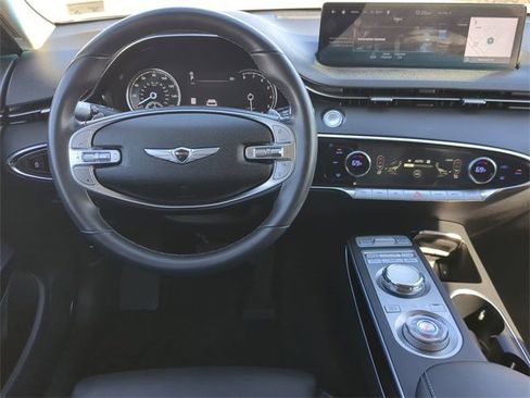 Used 2022 Genesis GV70 2.5T image 15