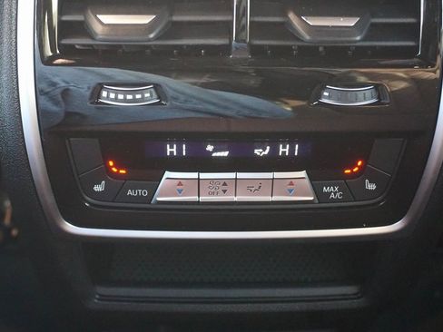 New 2026 BMW X5 xDrive40i w/ Climate Comfort Package image 14