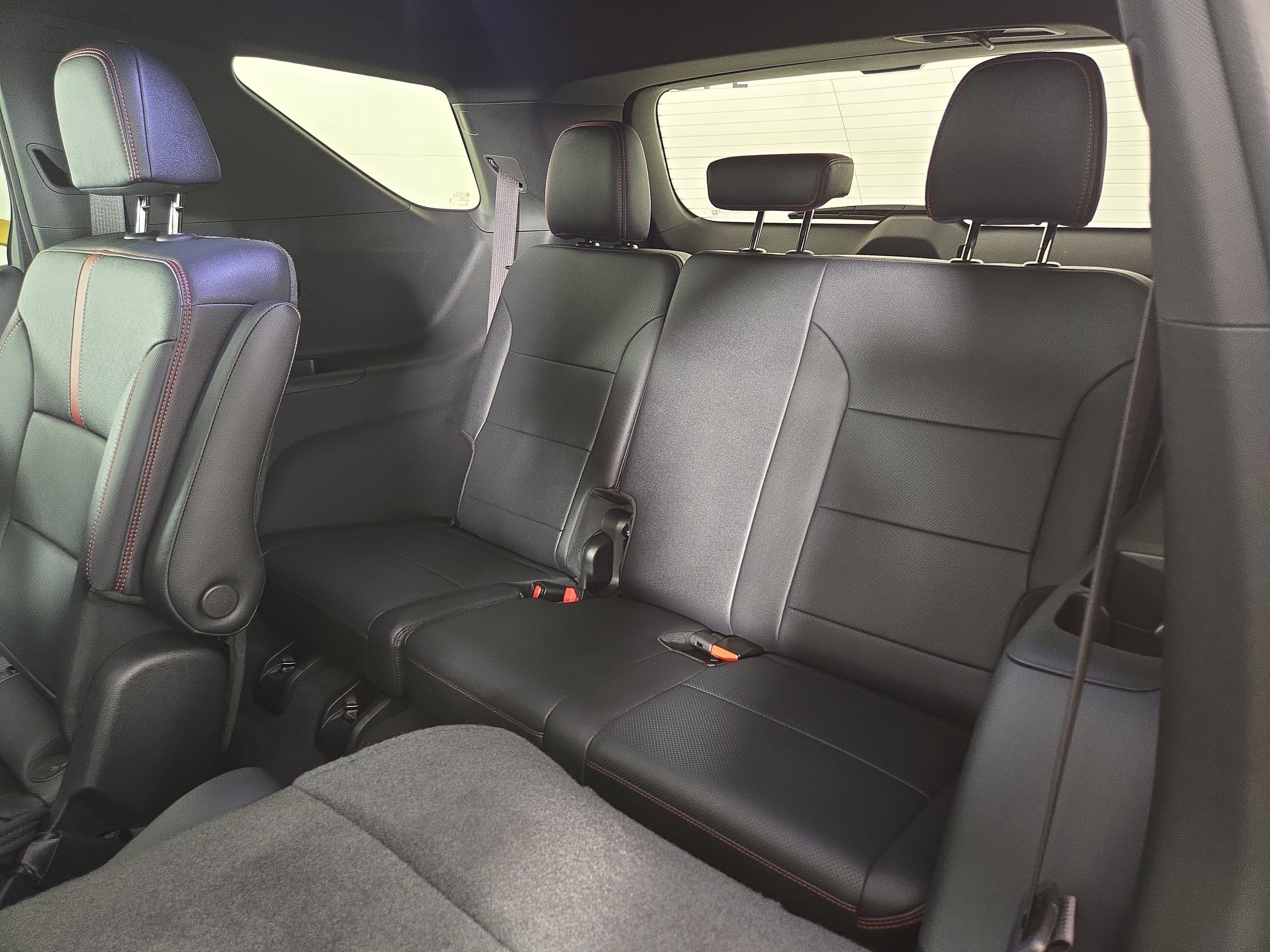 Certified 2024 Chevrolet Traverse RS AWD/4WD image 13